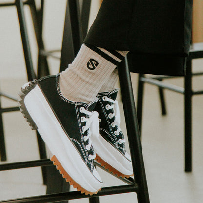 [Socks Shop Collaboration] [Women's] 2-line S embroidered ribbed socks