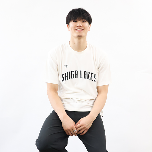 【hummel】カレッジロゴ Tシャツ