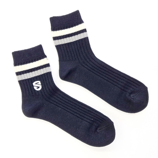 【靴下屋コラボ】【メンズ】エンブレム刺繍2ラインソックス(25~27cm)